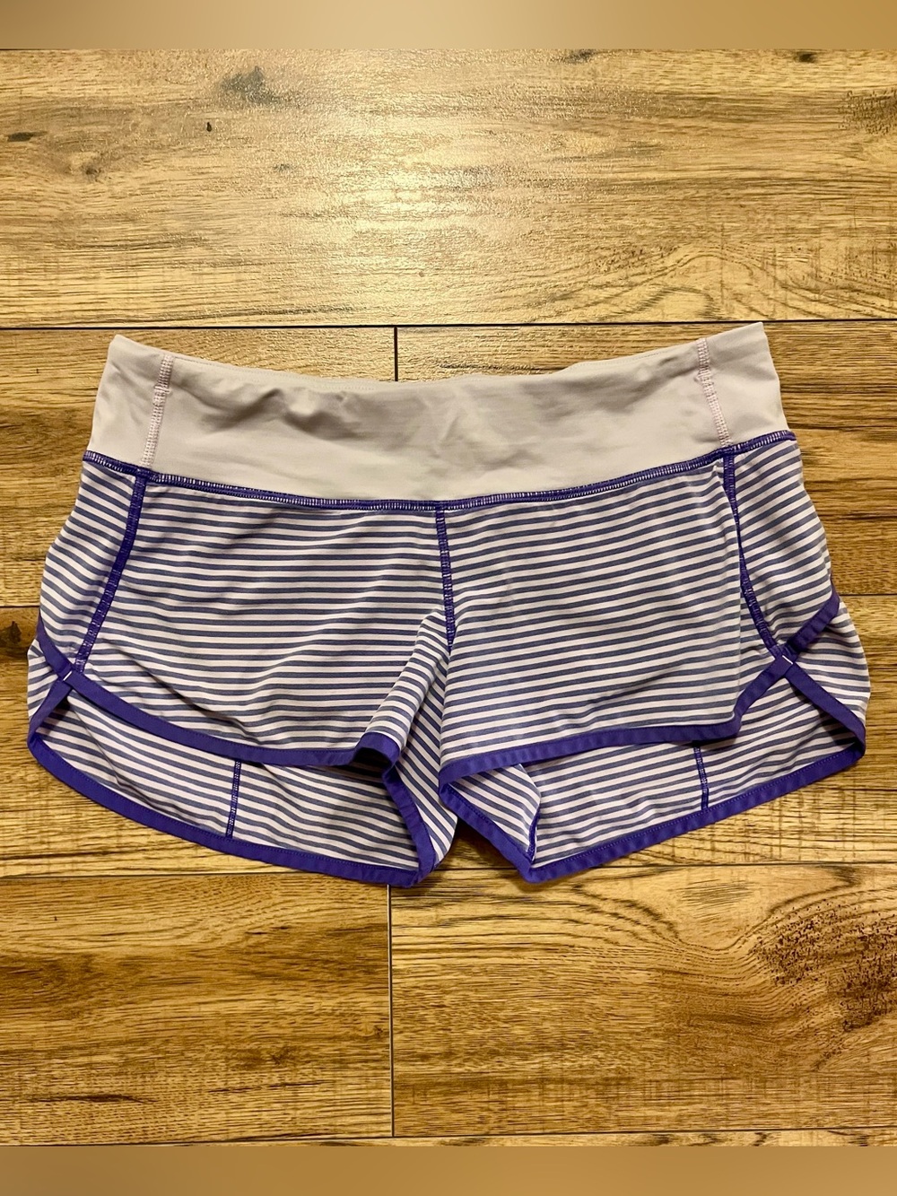 Lululemon Speed Shorts Parallel Stripe Purple White Low Rise Size 6